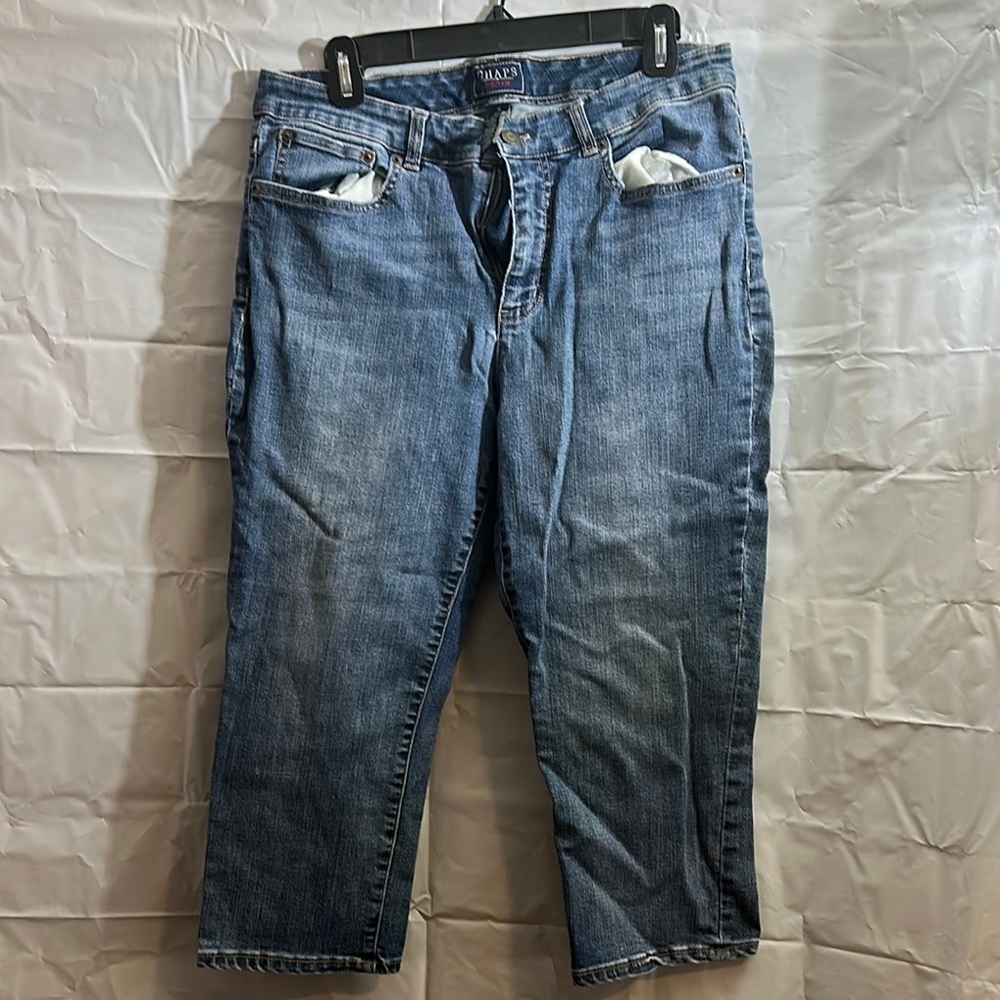 Chaps cropped Jeans with Vintage Fade size 12